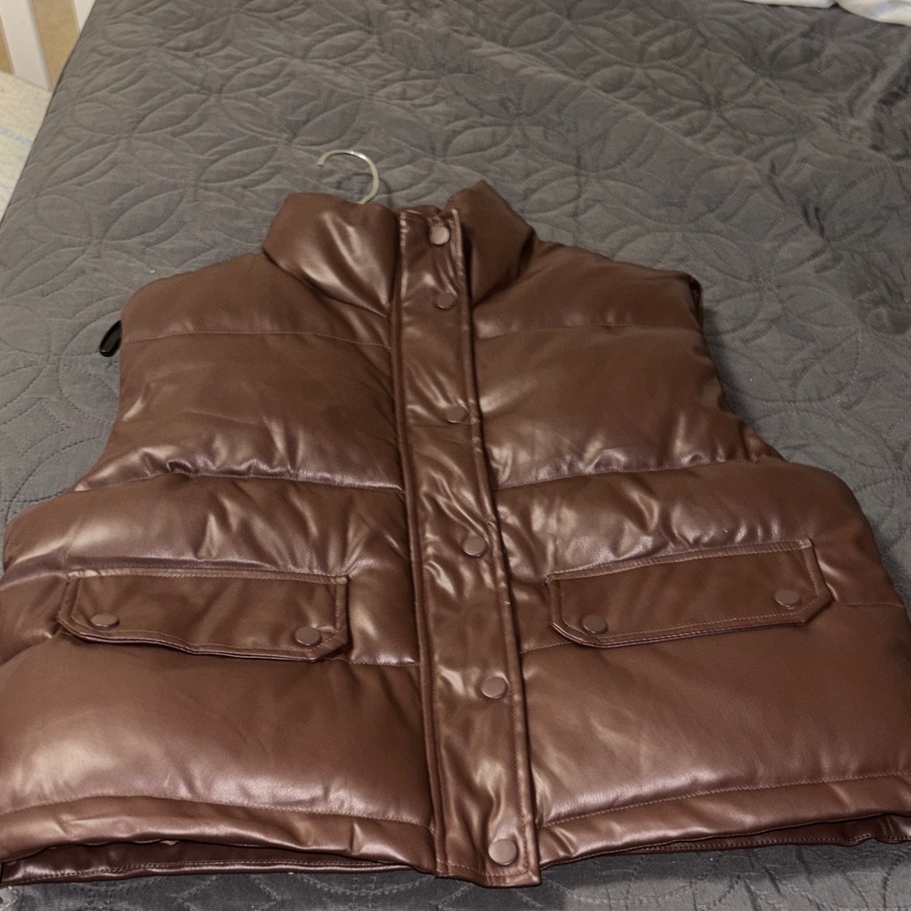 C&C California Dark Brown Puffer Vest - Picture 4 of 5